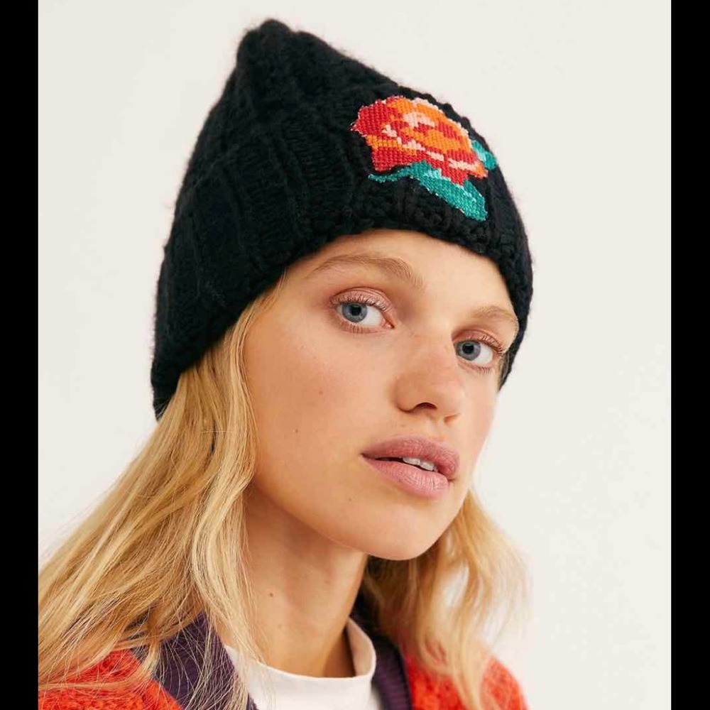 Free People Everything Rosy Beanie